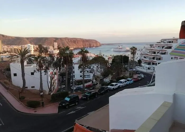 1 Bedroom Apartment With Stunning Sea View